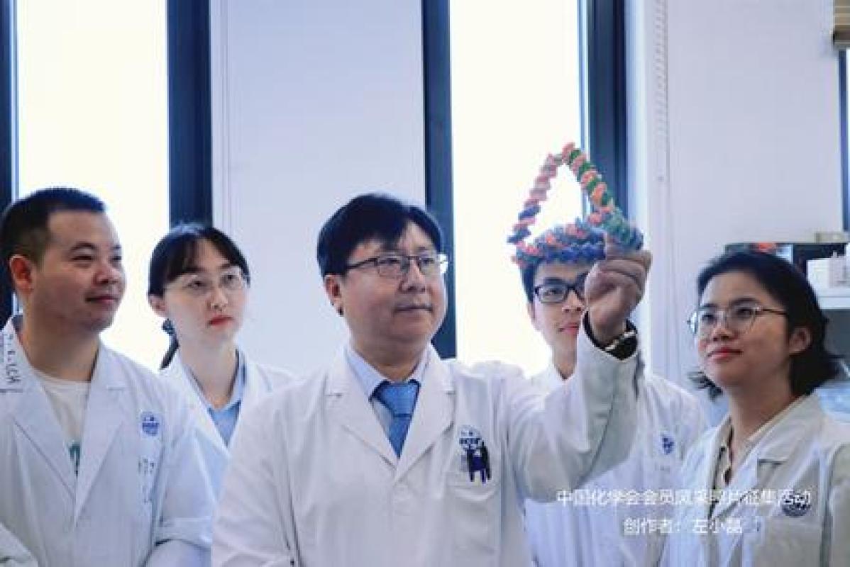 推进新时代人才强国战略  建设世界重要人才中心