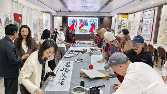 社区适老化书画公益课